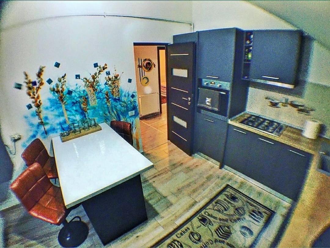 Fantastic Sunset Penthouse Apartment Brasov Luaran gambar